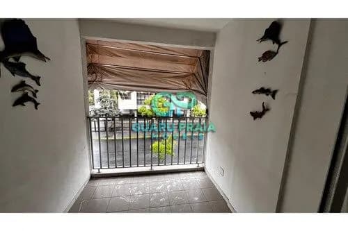 Apartamento 3 dormitorios com sacada
