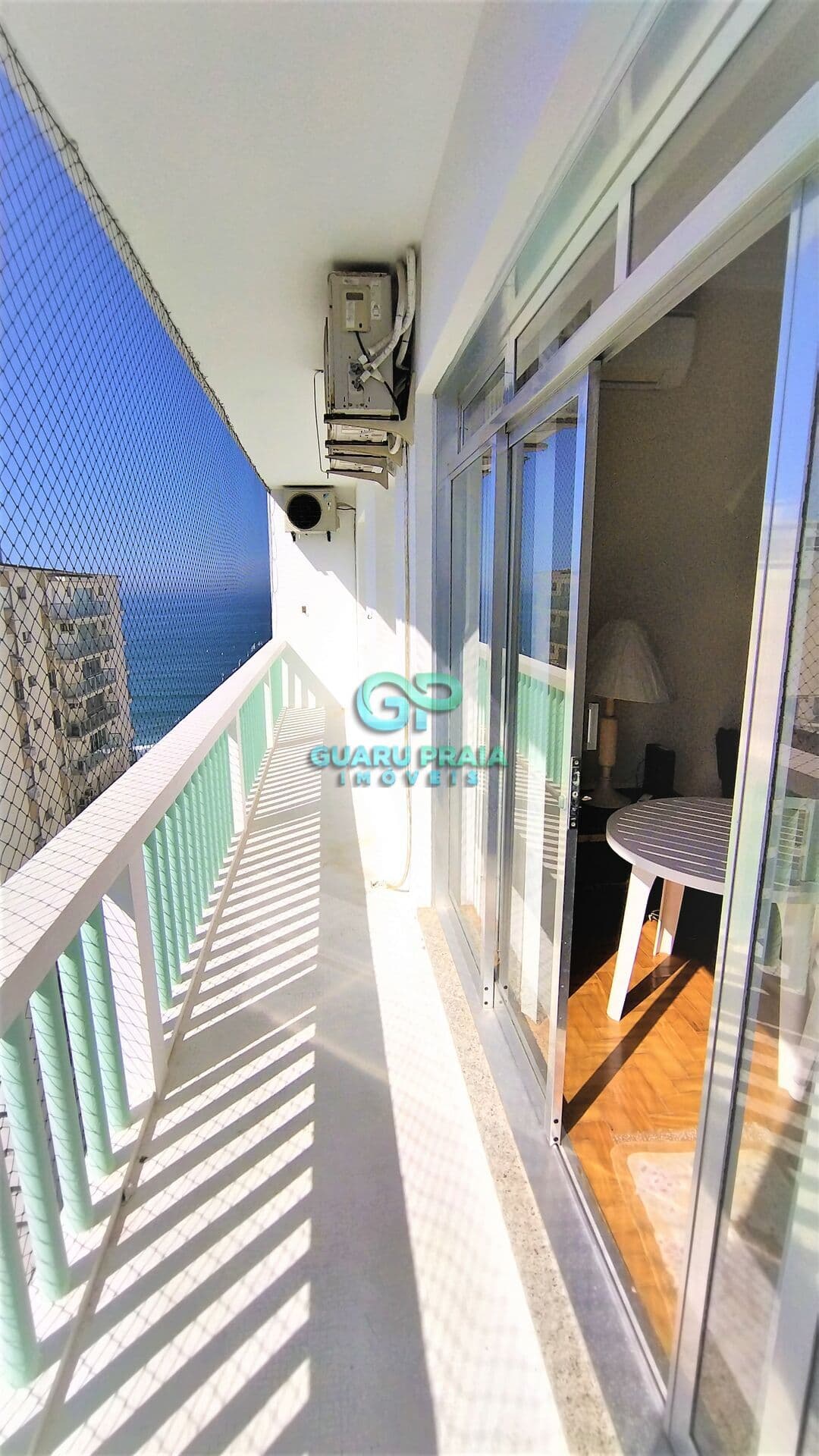 Apartamento em Guarujá - Pitangueiras