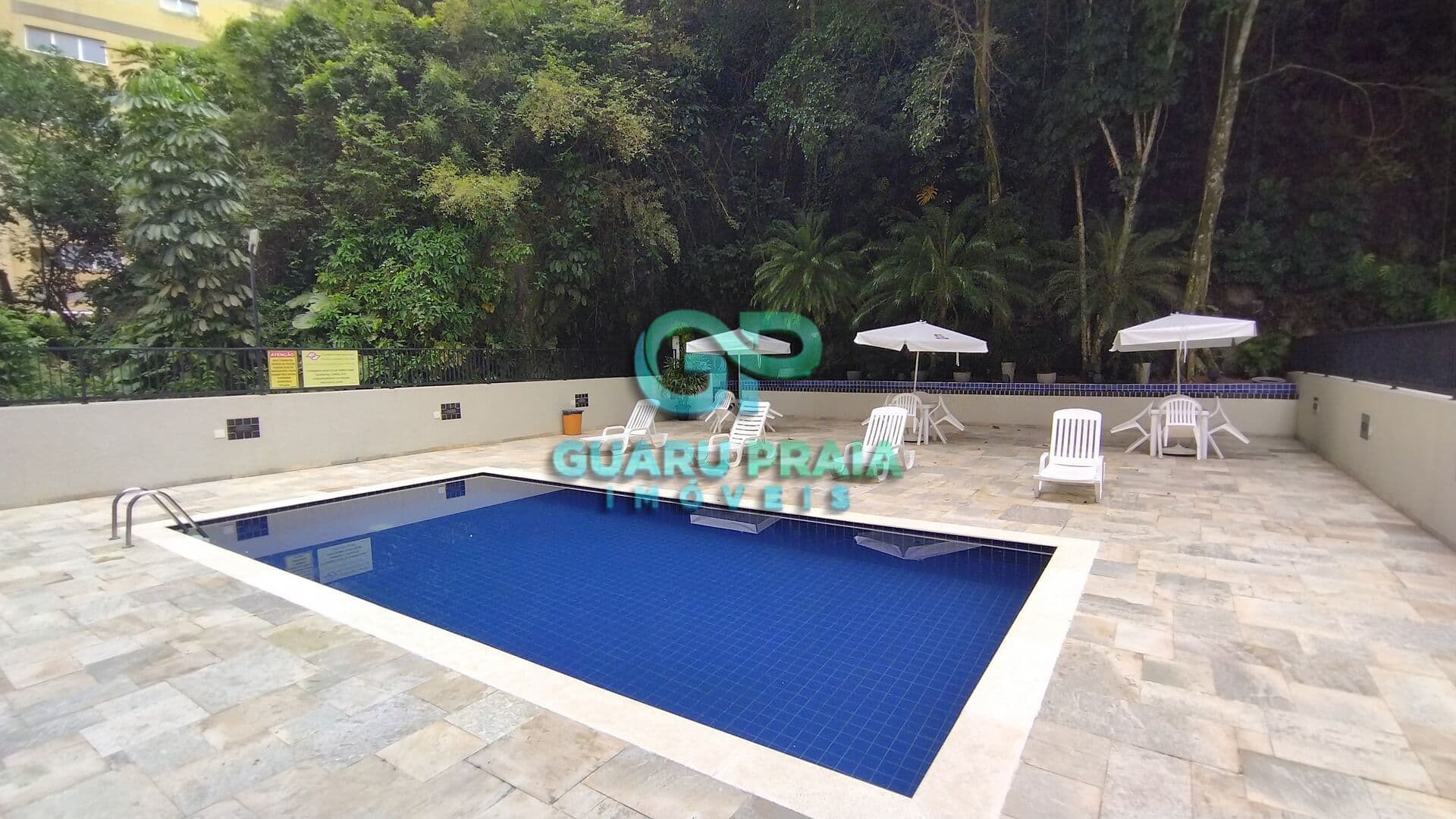 Apartamento em Guarujá - Pitangueiras