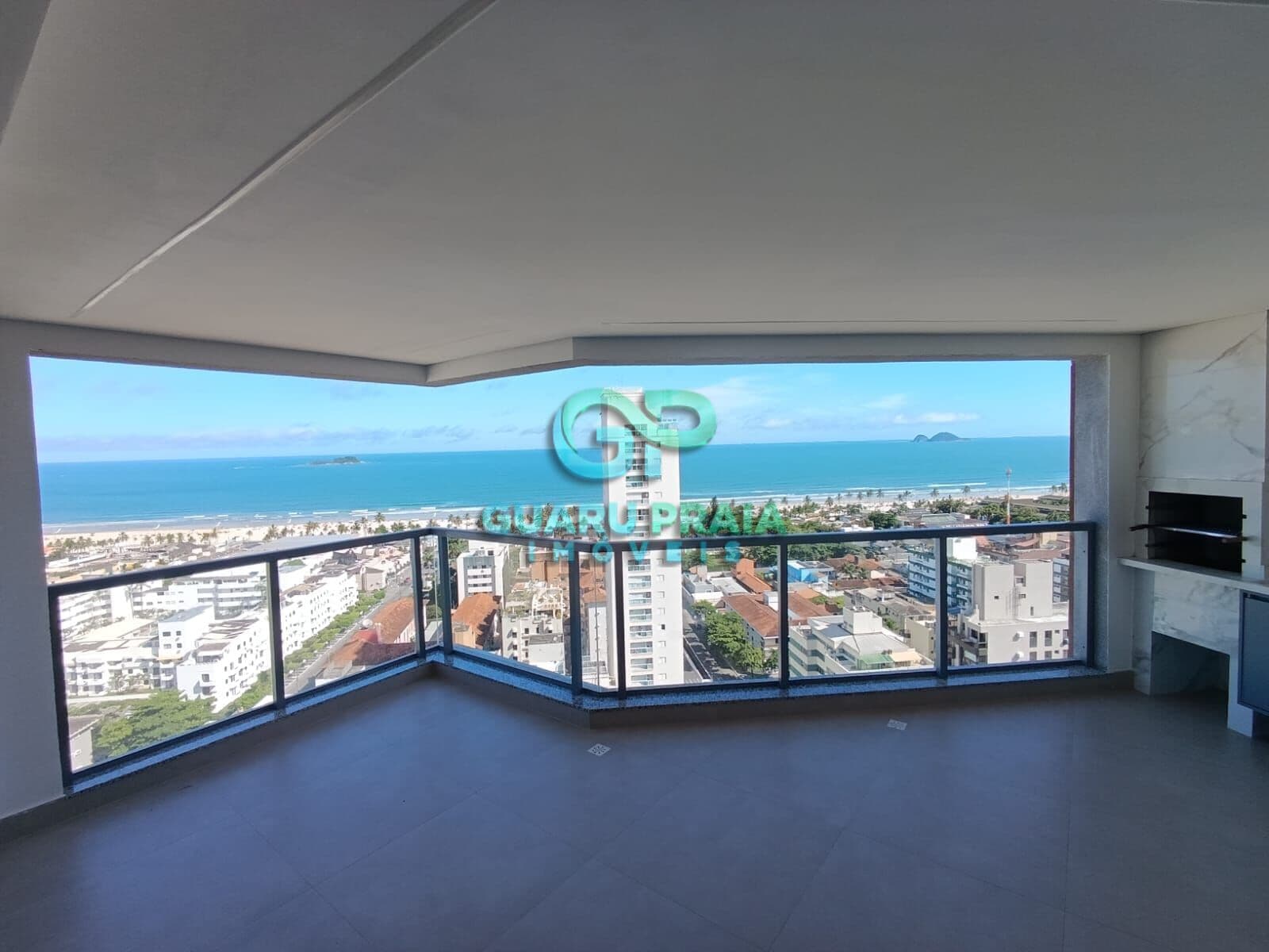 Aluguel de Alto Padrão no Guarujá – Vista 360° para o Mar