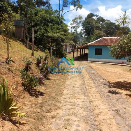 Sítio à venda em Chácara MG