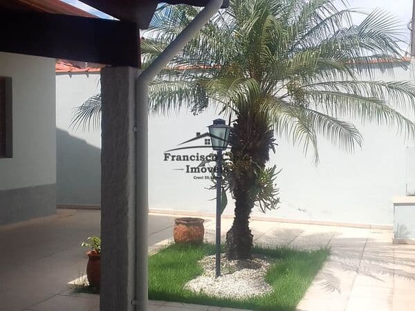Casa em Guaratinguetá - Jardim Bela Vista