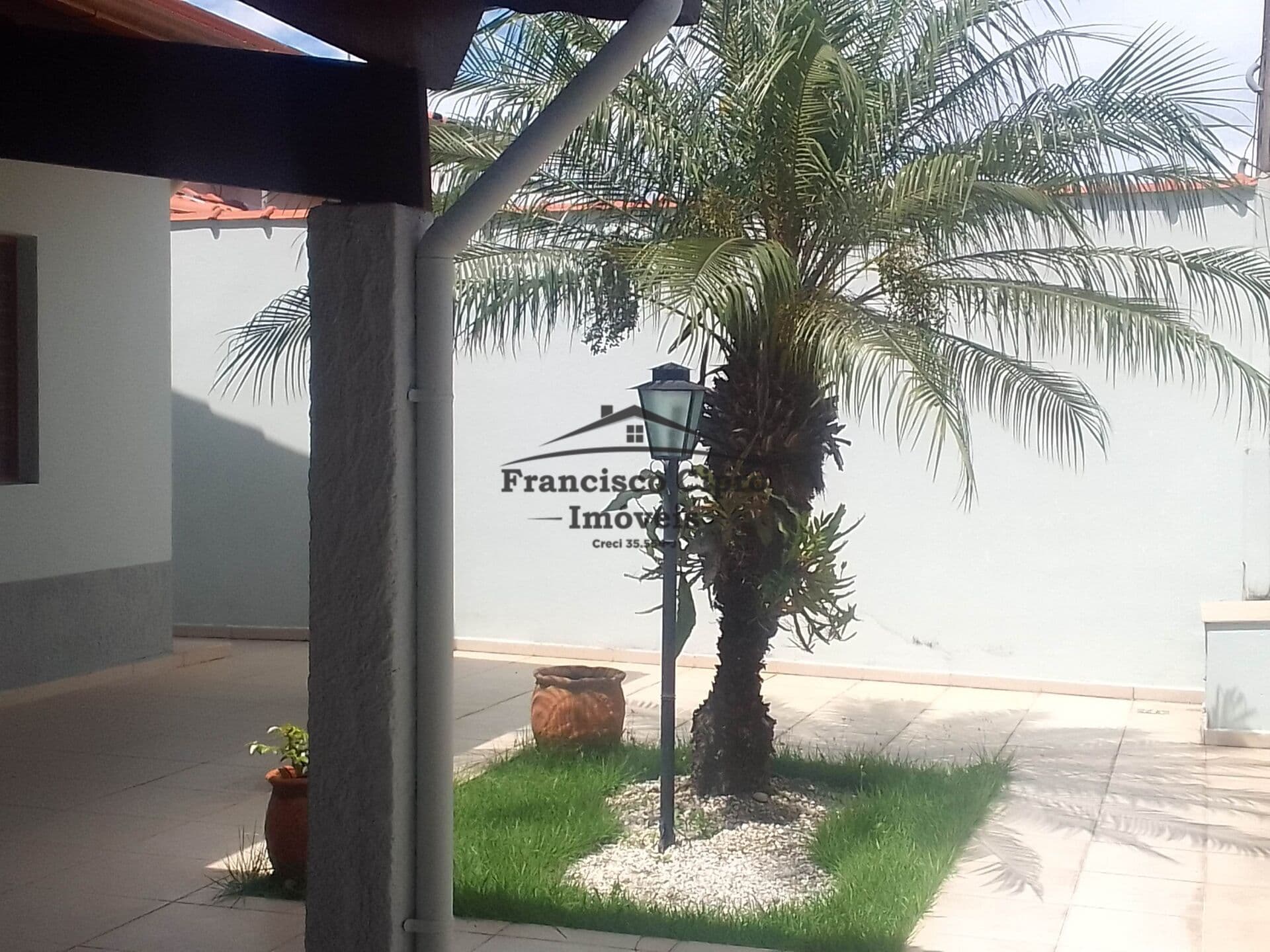 Casa em Guaratinguetá - Jardim Bela Vista