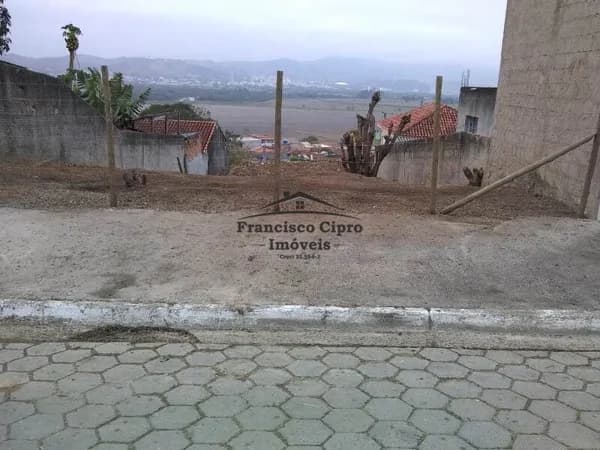 Lote/Terreno em Guaratinguetá - Santa Luzia