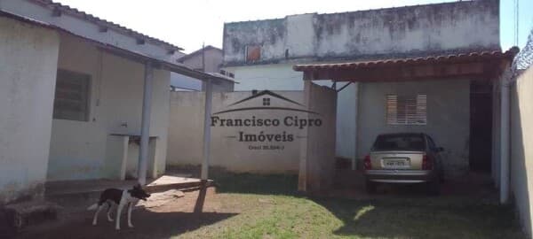 Casa em Guaratinguetá - Santa Luzia