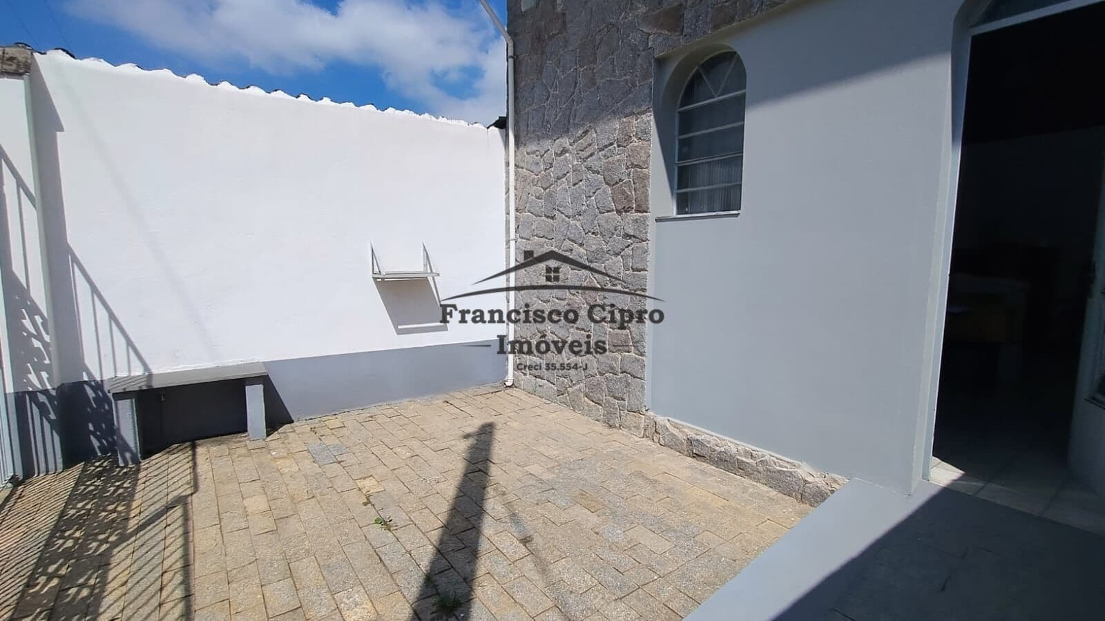 Casa em Guaratinguetá - Vila Eliana Maria