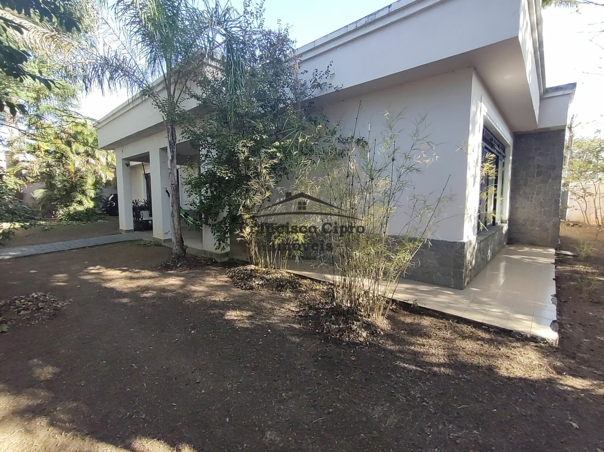 Ponto Comercial/Loja/Box em Guaratinguetá - Pedregulho