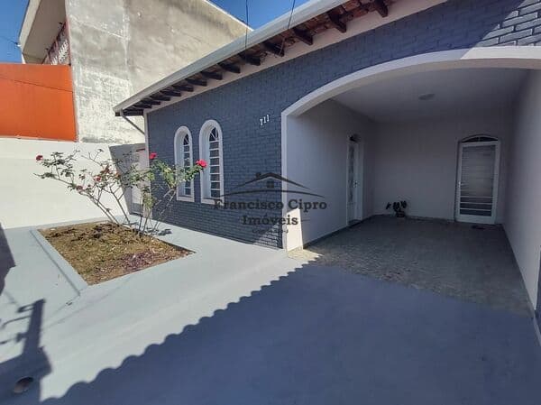 Casa em Guaratinguetá - Pedregulho