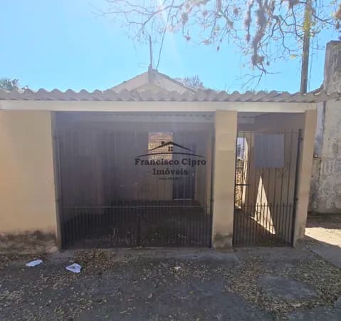 Casa em Guaratinguetá - Pedregulho