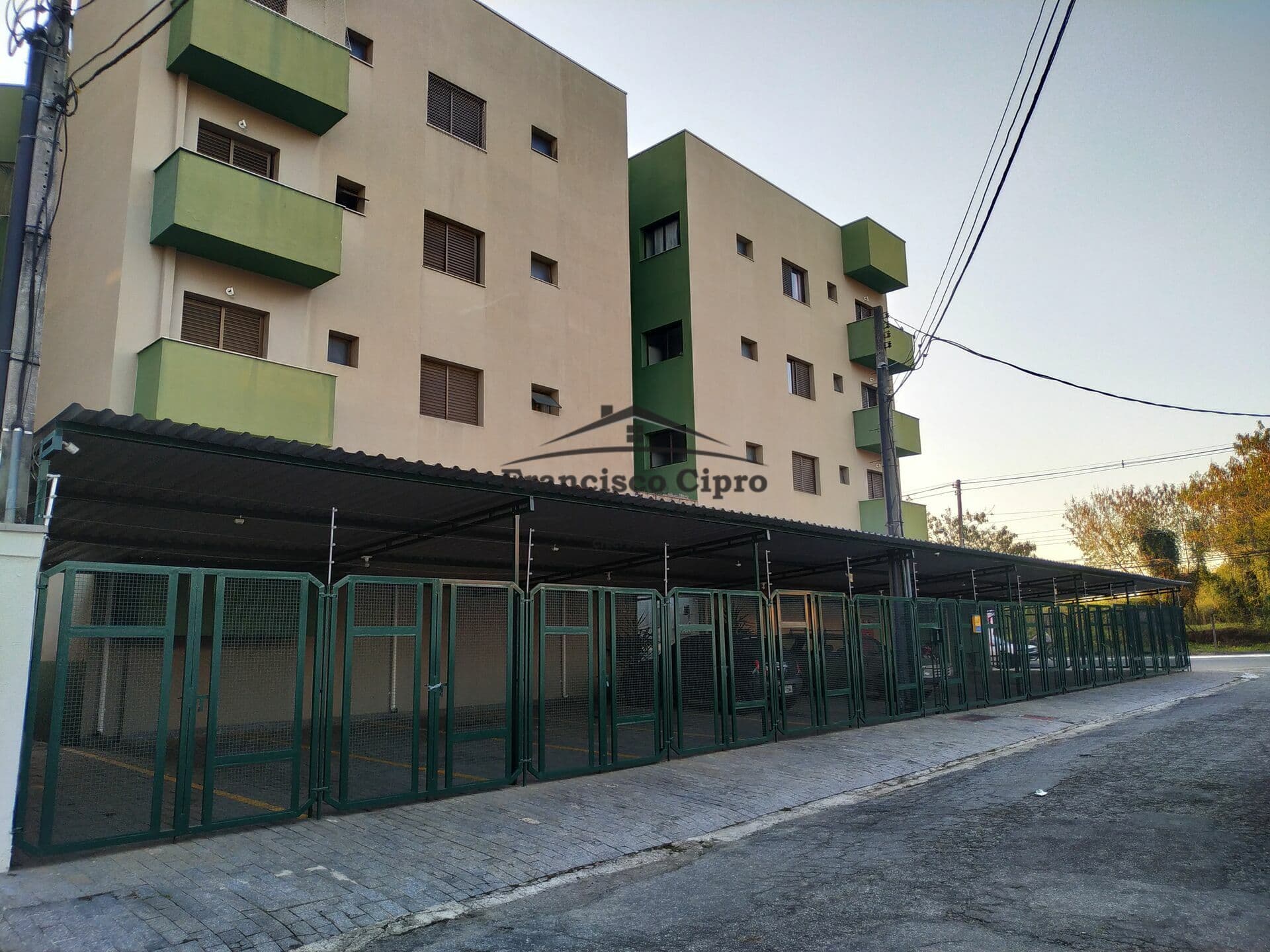 Apartamento-Padrao-para-Venda-em-Parque-das-Arvores-Guaratingueta-SP