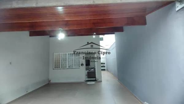 Sobrado em Guaratinguetá - Jardim Rony
