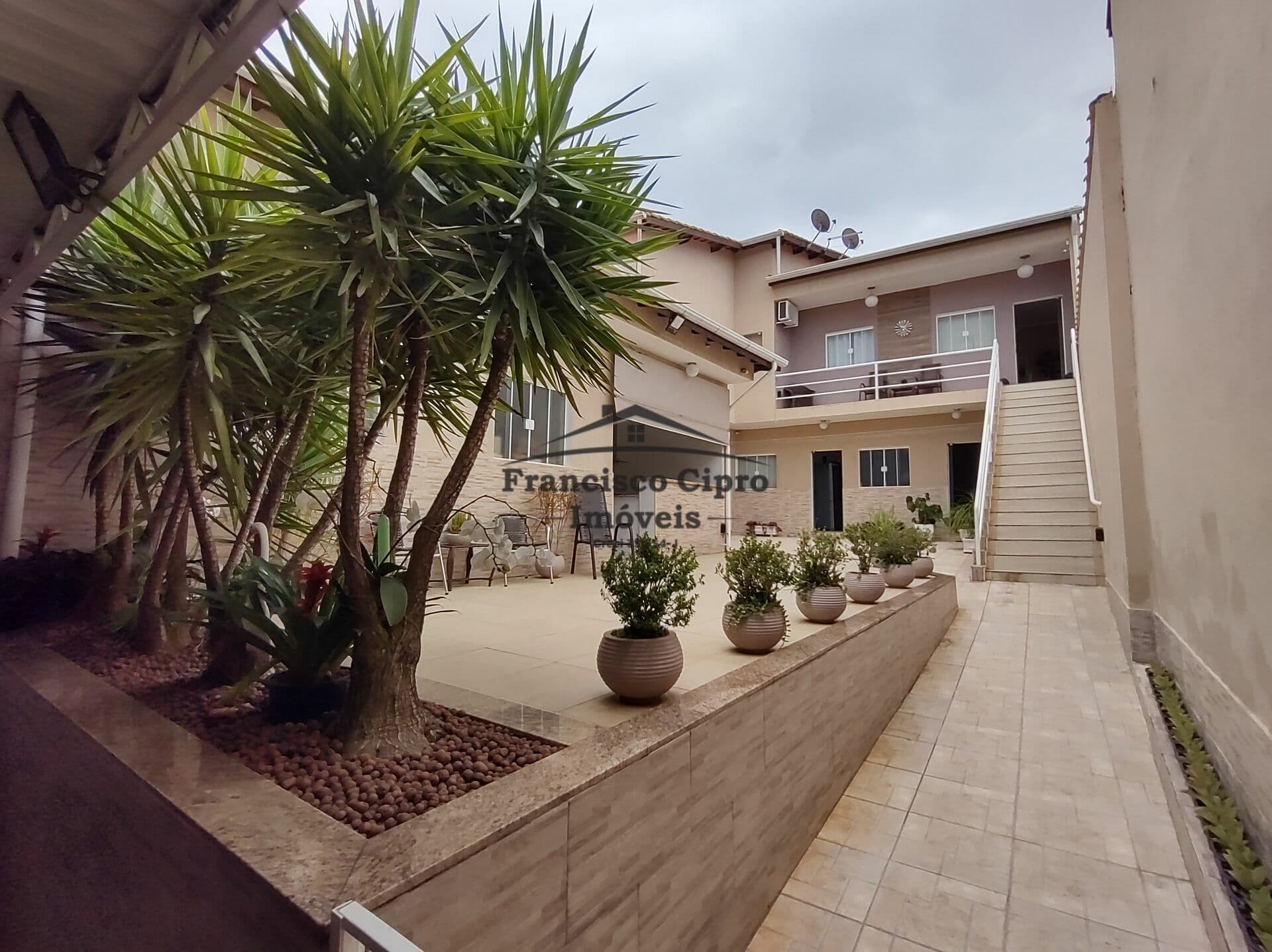 Casa em Guaratinguetá - Santa Luzia
