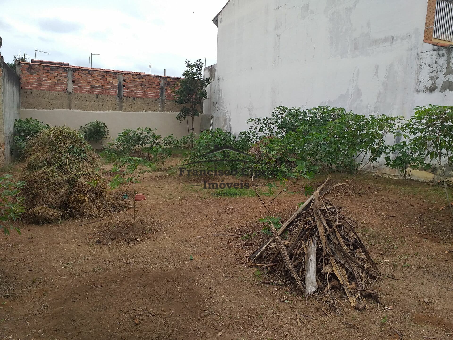 Lote/Terreno em Guaratinguetá - Jardim Bela Vista