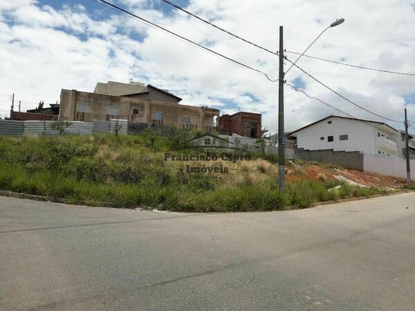 Lote/Terreno em Guaratinguetá - Residencial Village Santana