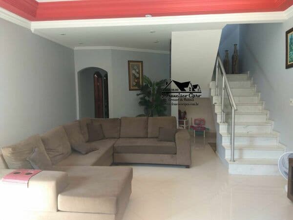 Casa-Sobrado-para-Venda-em-Parque-do-Sol-Guaratingueta-SP