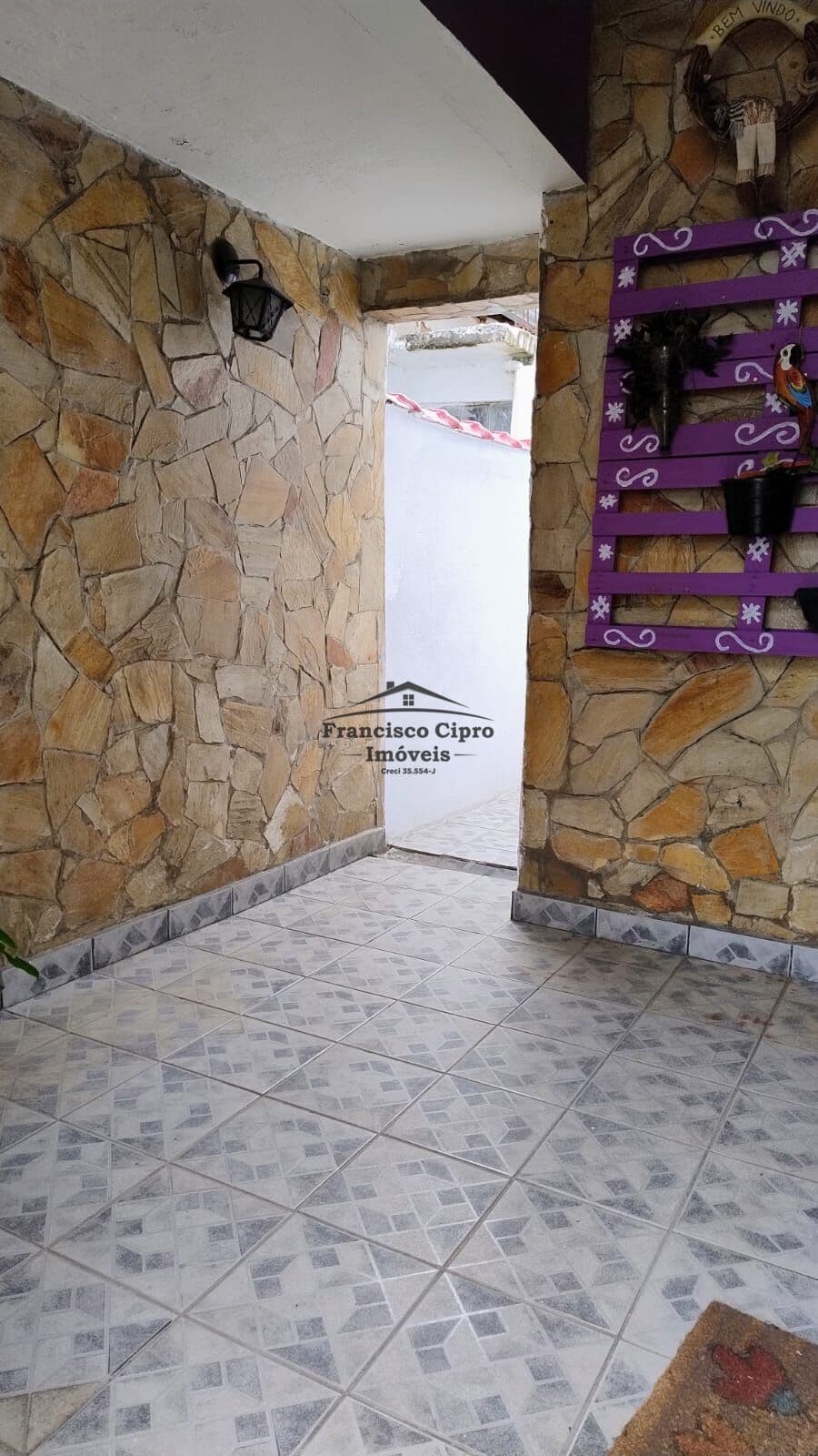 Casa em Guaratinguetá - Figueira