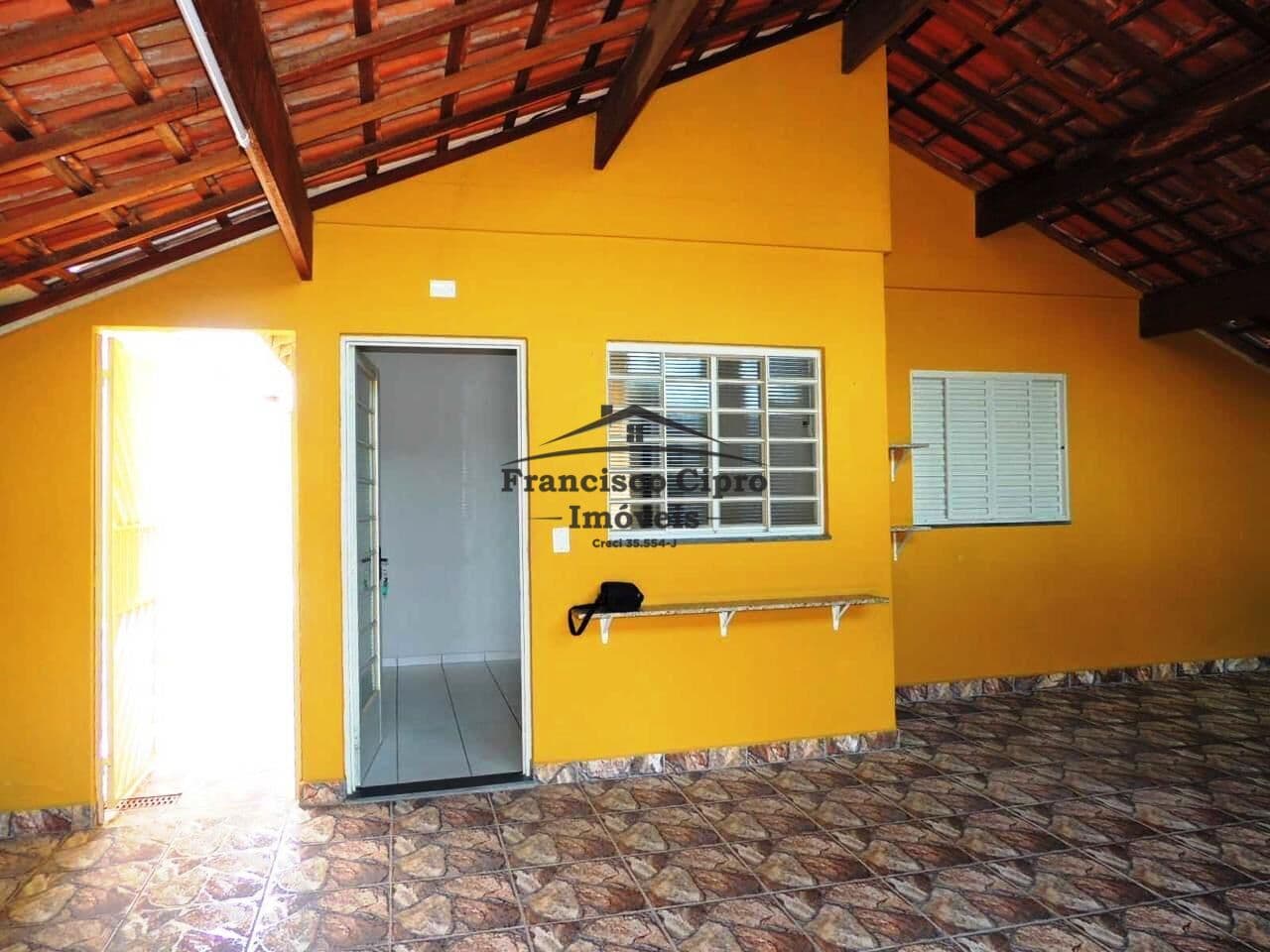 Casa em Guaratinguetá - Jardim França I