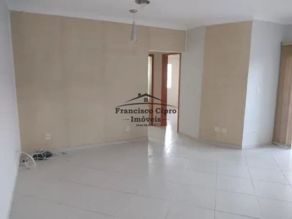 Apartamento em Guaratinguetá - Residencial Village Santana