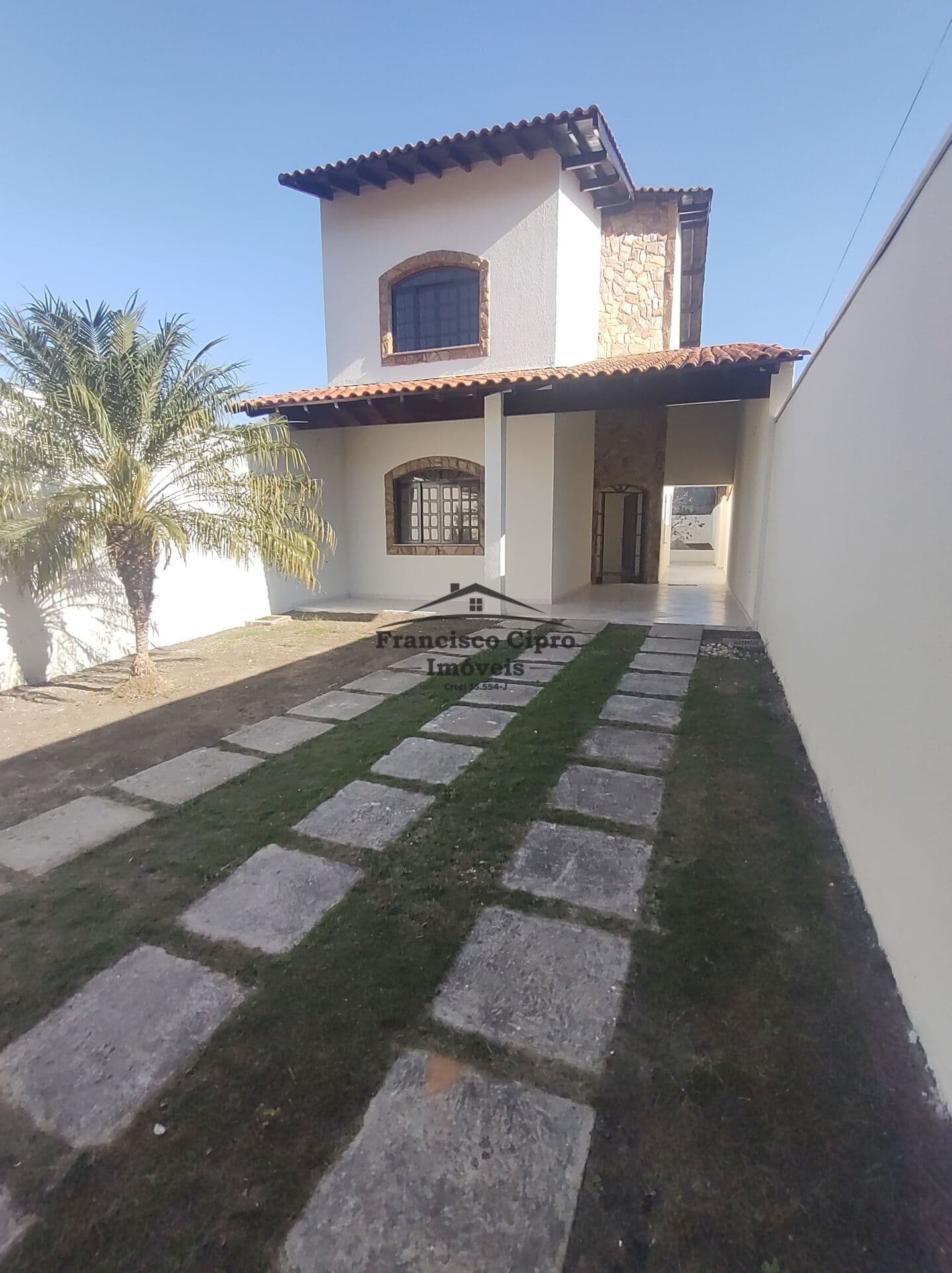 Sobrado em Guaratinguetá - Pedregulho