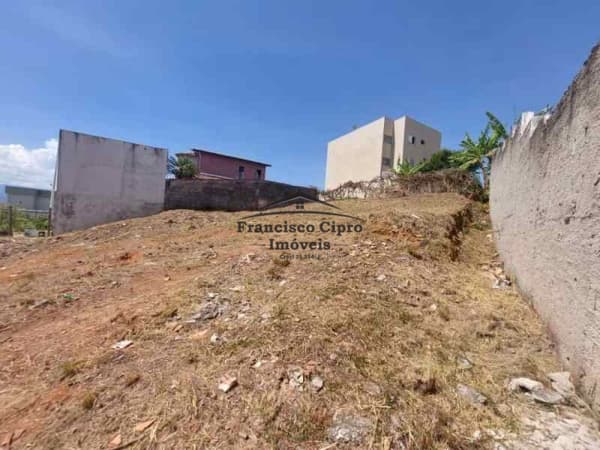 Lote/Terreno em Guaratinguetá - Residencial Village Santana