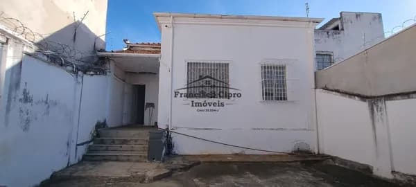 Sobrado em Guaratinguetá - Centro