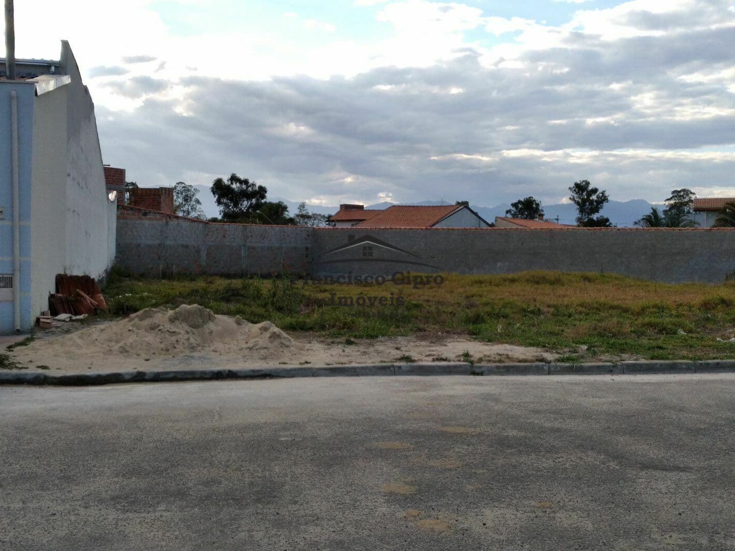 Lote/Terreno em Lorena - Parque Mondesir