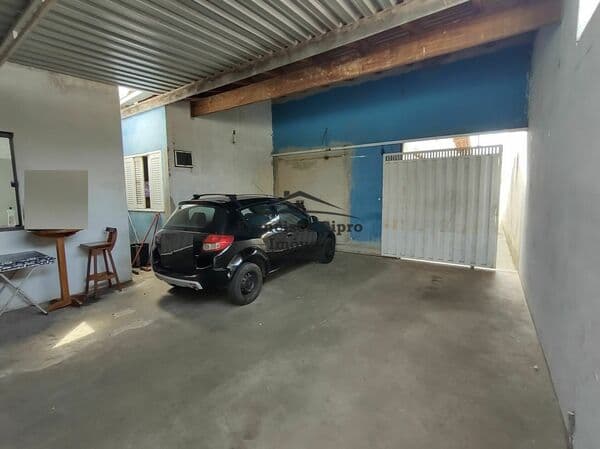 Casa em Guaratinguetá - Vila Brasil