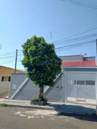 Casa Sobrado à venda no Conjunto Alexandre Urbanas | 3 Quartos | 174m² | Região Leste | Londrina/PR