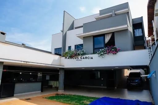 Casa/Sobrado de Alto Padrão à Venda no Lago Parque – Região Central de Londrina