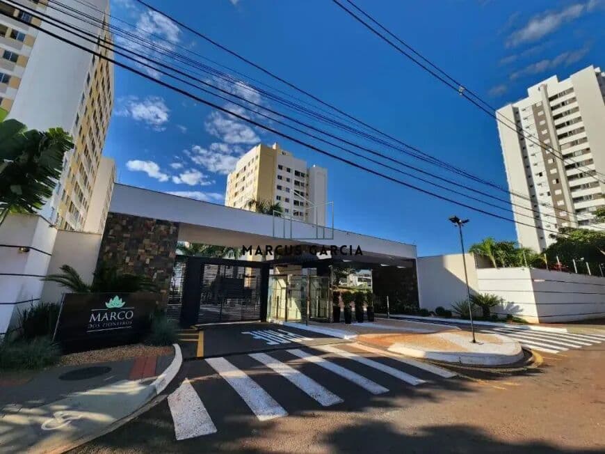 Apartamento à Venda no Edifício Marco dos Pioneiros – Região Leste de Londrina/PR