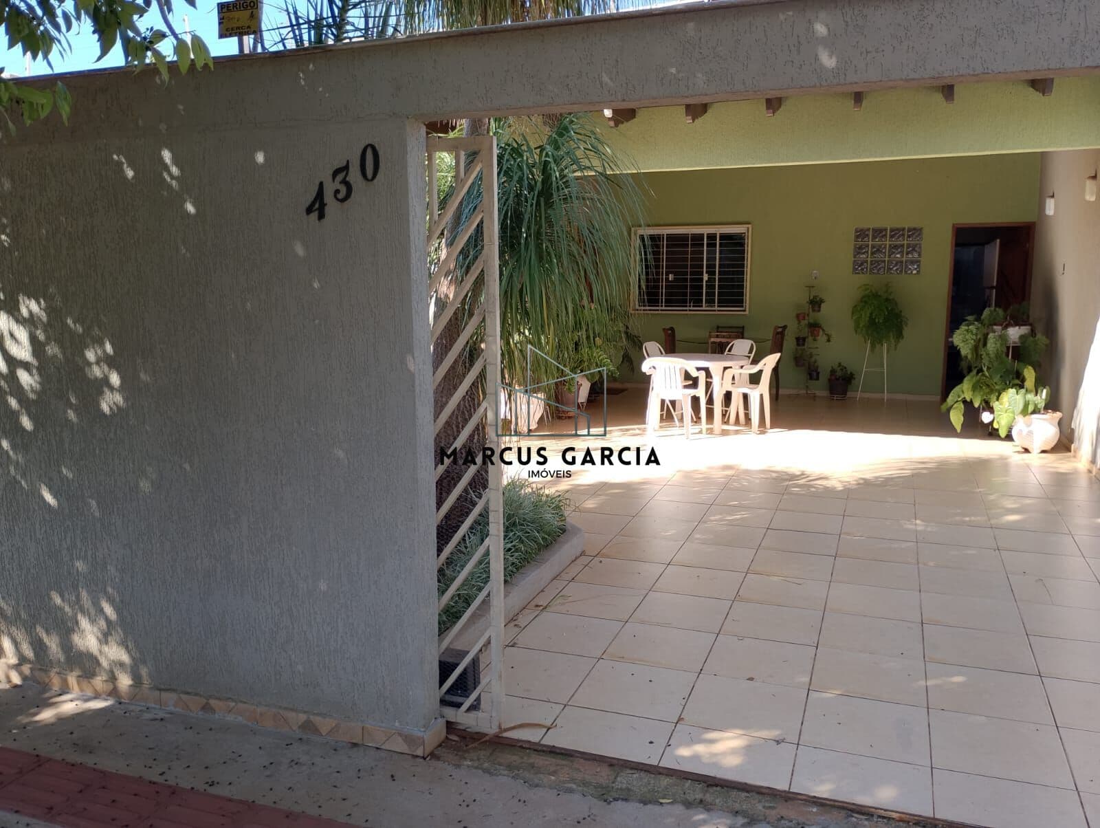 🏡 Casa à venda no Jardim Tarumã em Londrina/PR – Próxima ao H.U e Condomínio Havana | 3 quartos + edícula completa