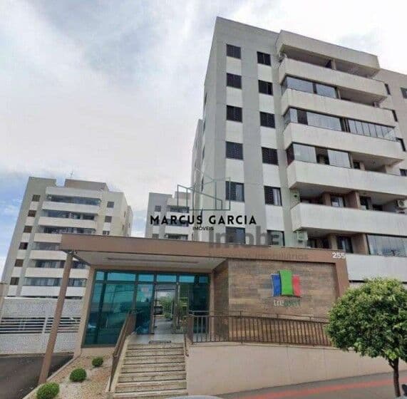 Apartamento à Venda no Edifício Tre Torri – Região Norte de Londrina/PR Se você procura apartamento à venda em Londrina na região norte, com sacada com churrasqueira, elevador e armários planejados, esta é uma excelente oportunidade para morar ou investi