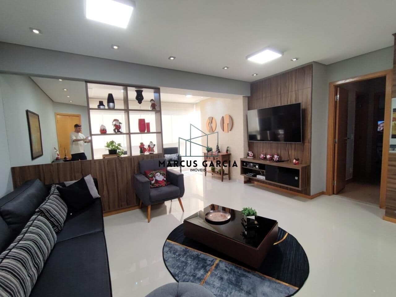 Apartamento a Venda no Edifício Poty Lazzarotto em Londrina/PR