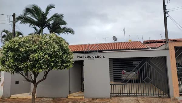 Casa à Venda no Residencial Abussafe – Zona Leste | 3 Dormitórios | 120m² | Churrasqueira | 2 Vagas