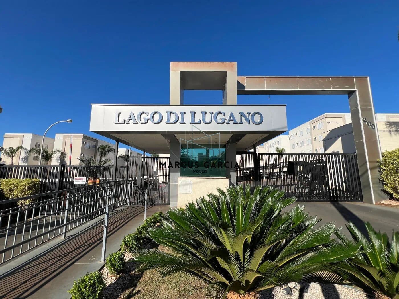 Apartamento à Venda no Lago Di Laguna – Cidade Industrial 2 em Londrina/PR | 2 Quartos Bem Distribuídos, Ambientes Iluminados, 1 Vaga de Garagem
