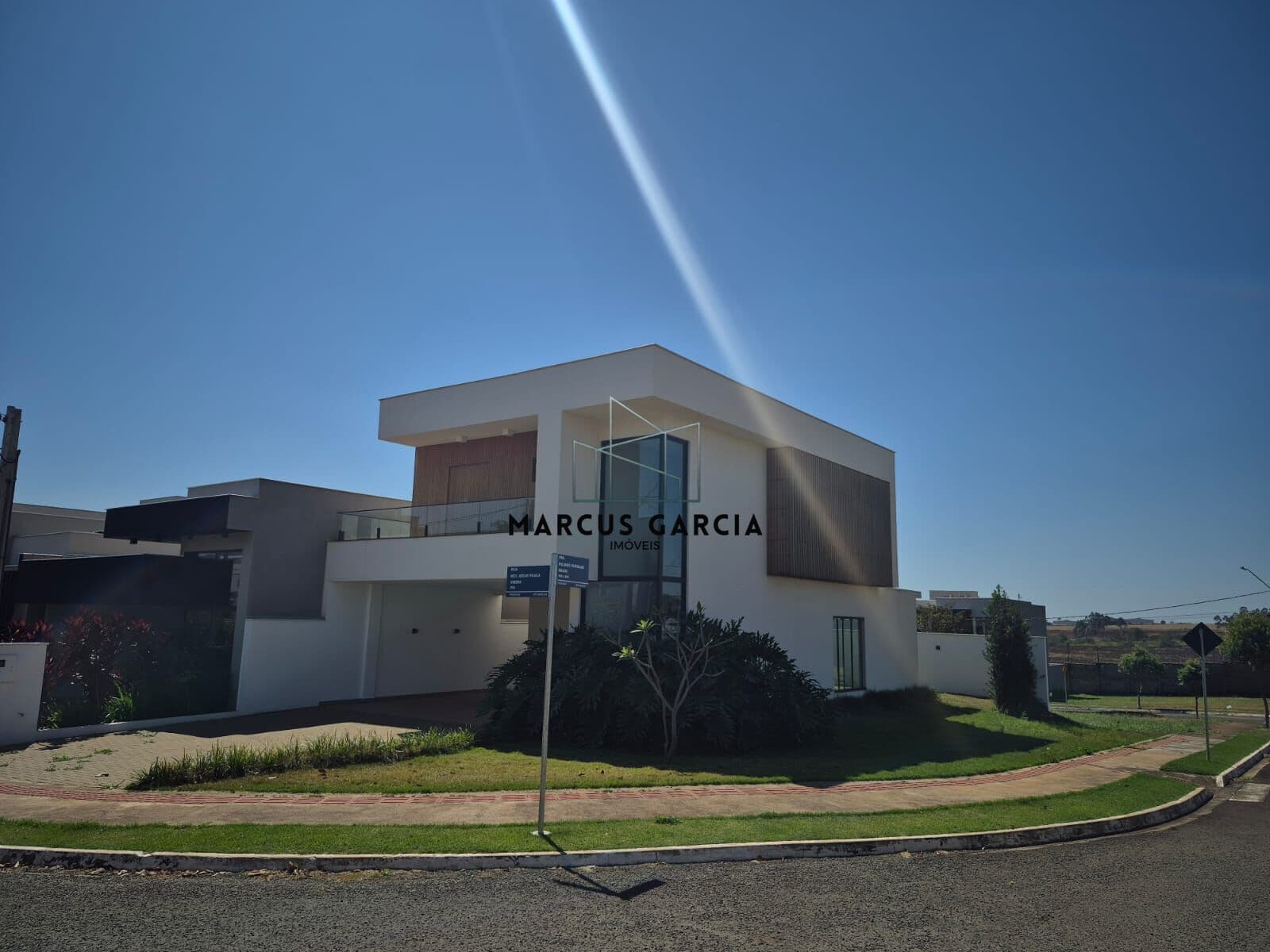 🔥 CASA/SOBRADO EM CONDOMÍNIO À VENDA NO CONDOMÍNIO BELLA VITTA – 3 SUÍTES – LONDRINA/PR