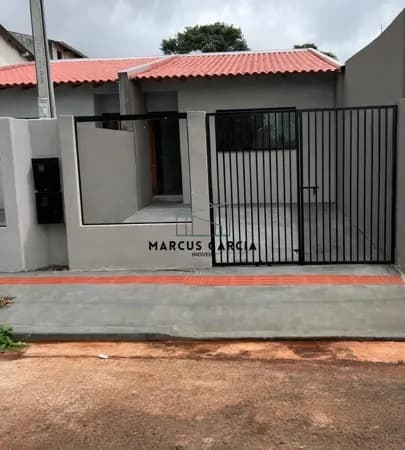 Casa Geminada á venda no Jardim Leonor, região Oeste de Londrina/Pr