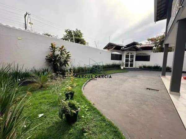 Casa/Sobrado à Venda no Residencial Vila Romana – Região Leste de Londrina/PR Alto padrão | Piscina aquecida | Área gourmet | Bairro valorizado