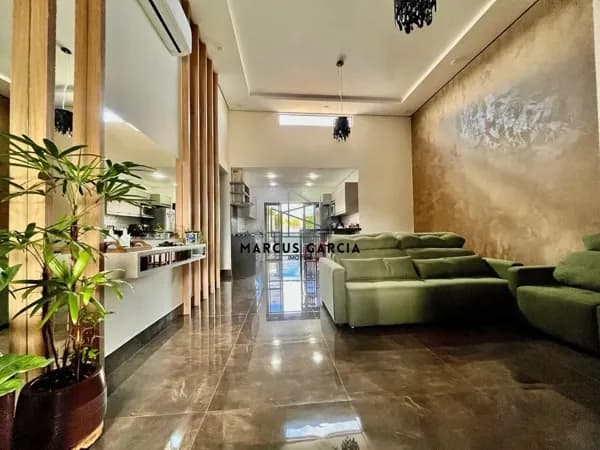 Casa à Venda no Jardim Igapó – Região Sul de Londrina/PR Alto padrão | Piscina aquecida | Área gourmet | Localização nobre