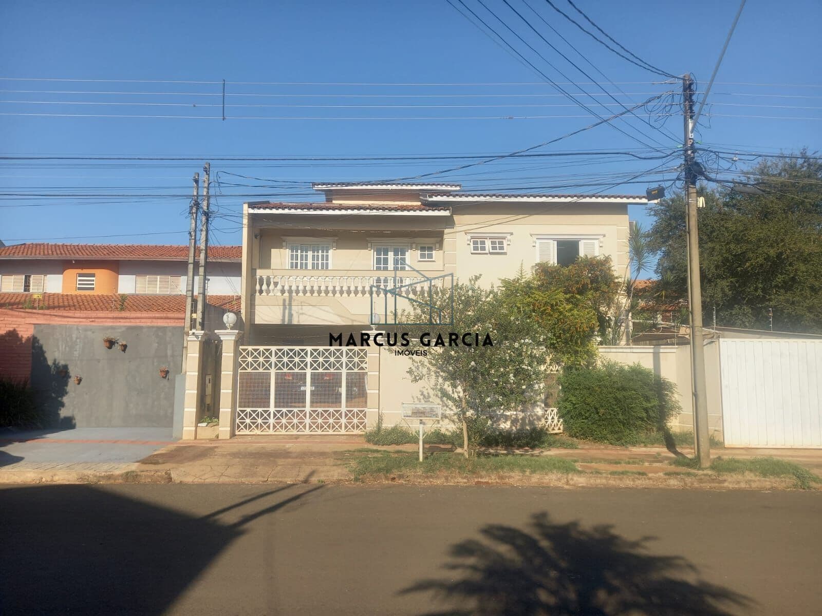 🏡 Casa/Sobrado de Alto Padrão à Venda no Jardim Mediterrâneo – Londrina/PR