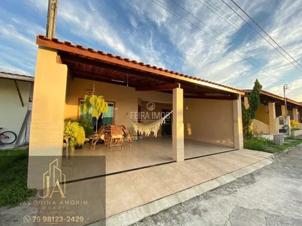 Casa em Feira de Santana - Papagaio