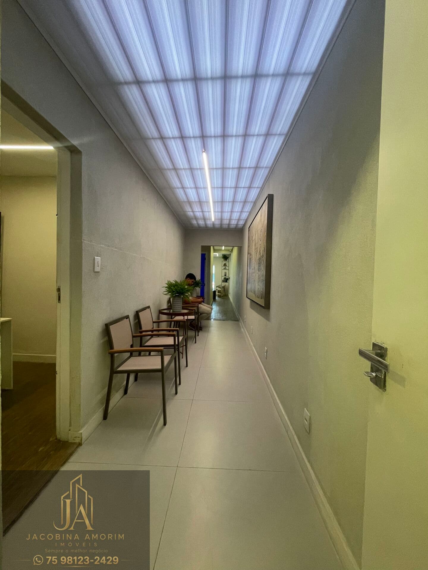 Vendo clínica de estética de depilação a laser decorada e novíssima porteira fechada