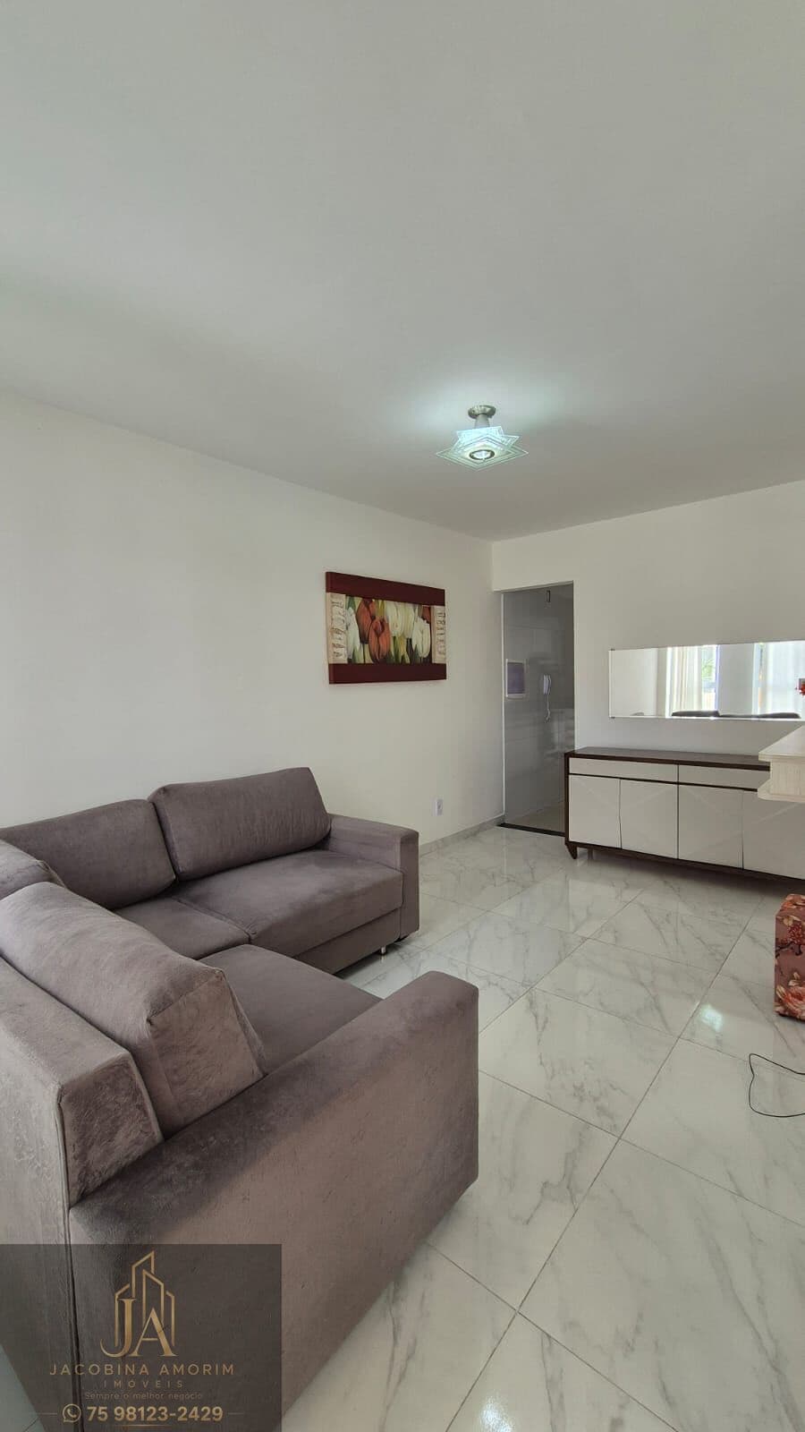 CASA MOBILIADA EM CONDOMÍNIO NO SIM