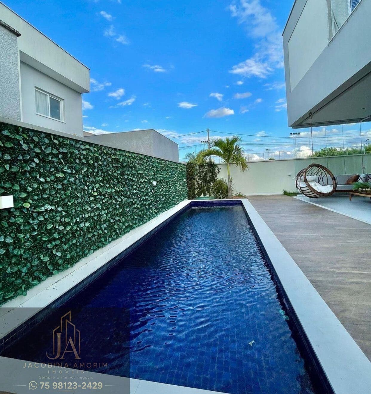 Casa Alto Padrão com móveis planejados