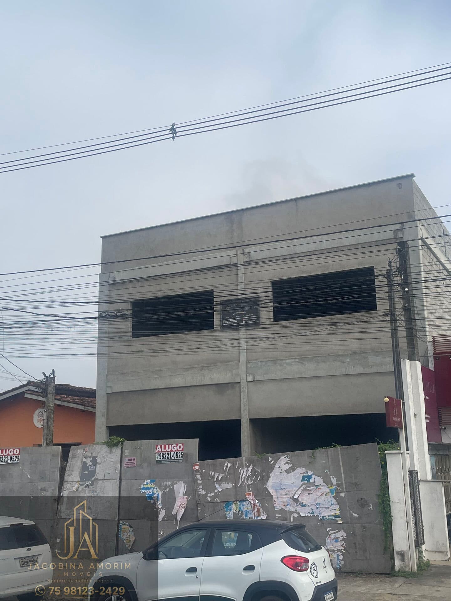 Galpão Salão Comercial na Noide Cerqueira