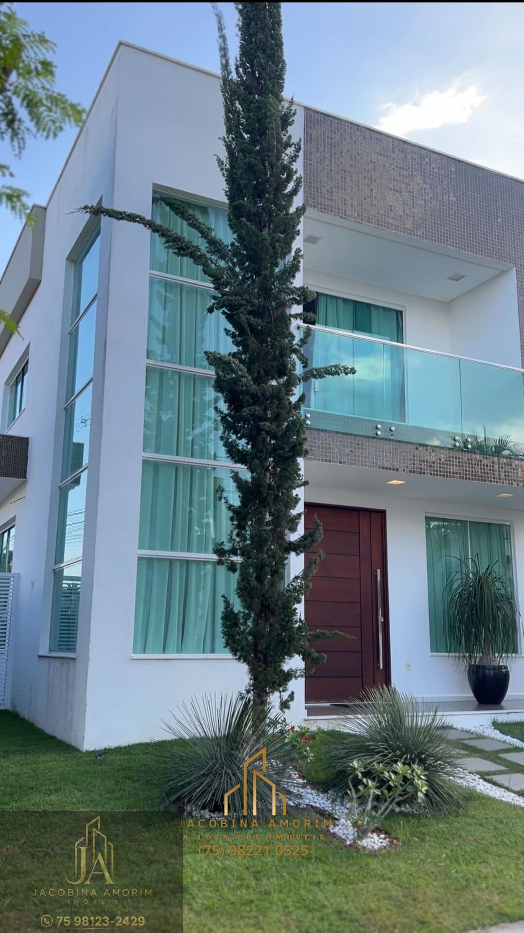 Casa em Condomínio alto padrão PORTEIRA FECHADA