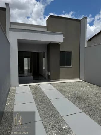 Casa de Alvenaria maravilhosa no bairro Sim