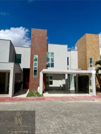 Sobrado em Feira de Santana - Sim