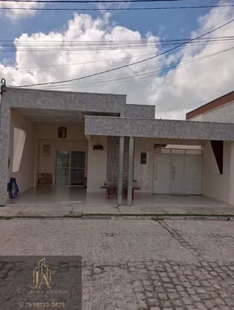 Casa de Condomínio em Feira de Santana - Papagaio
