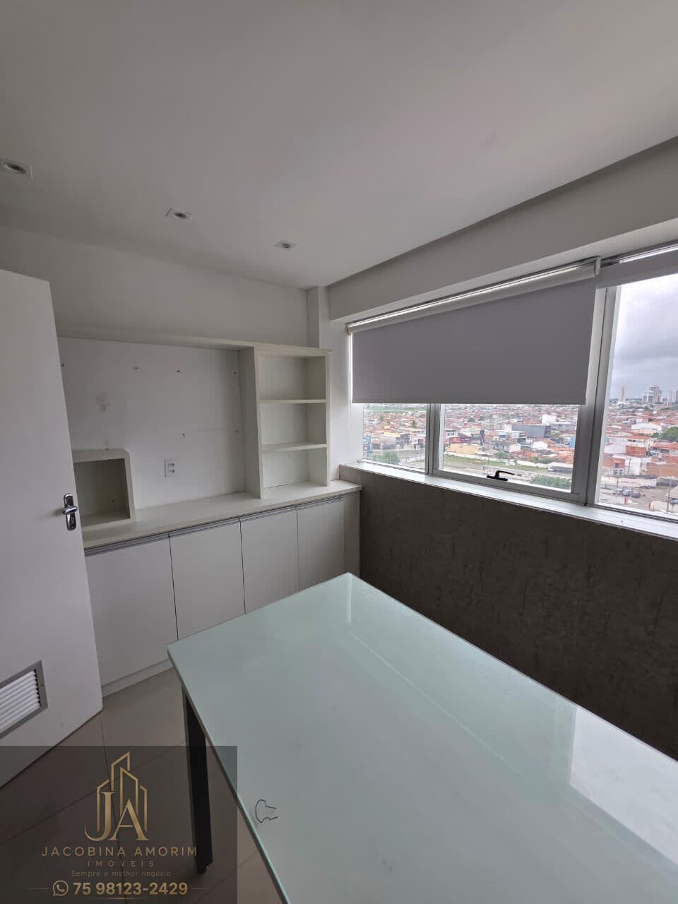 Sala comercial em Multiplace